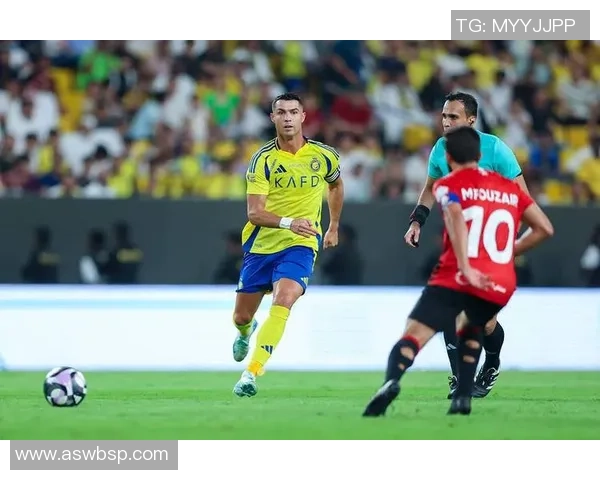 回顾辉煌岁月 展望未来人生 退休足球球星的心路历程与新挑战